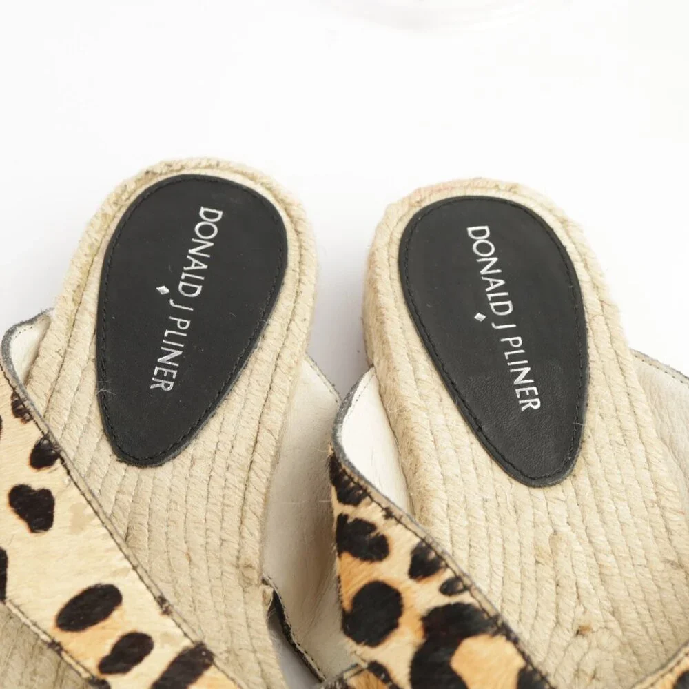 Donald Pliner Womens Kyla Sandal Size 8 Brown Leopard Pony Hair Thong Slide Shoe - Picture 10 of 12